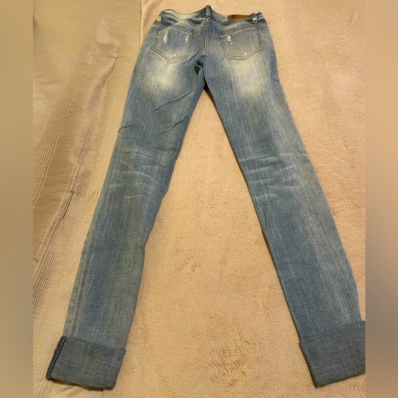 Royal Blue Distressed Skinny Jeans in Size 3 Long in Light Blue - Picture 2 of 3